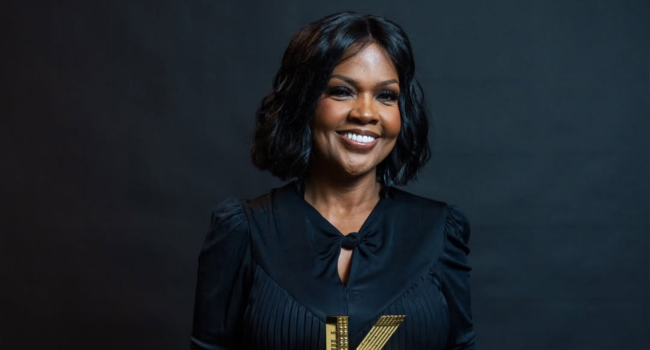 Cece Winans (5)