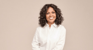 Cece Winans (1)